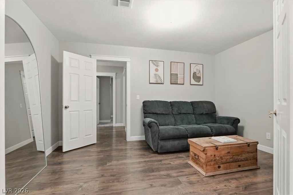 5528 Rock Creek, Las Vegas, NV 89130