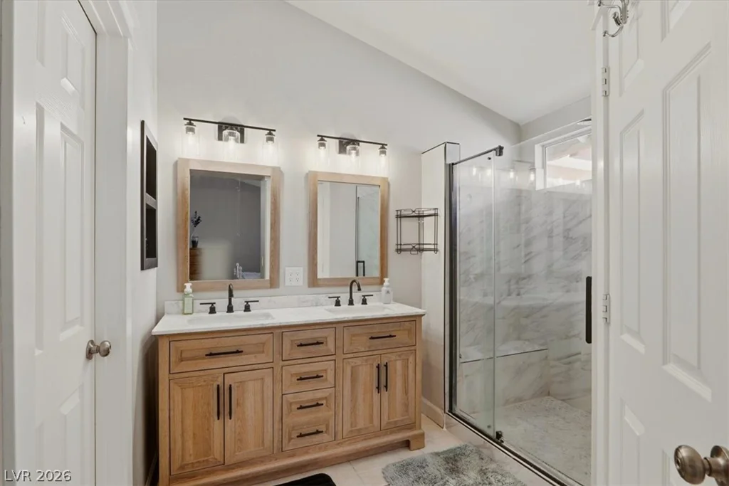 5528 Rock Creek, Las Vegas, NV 89130