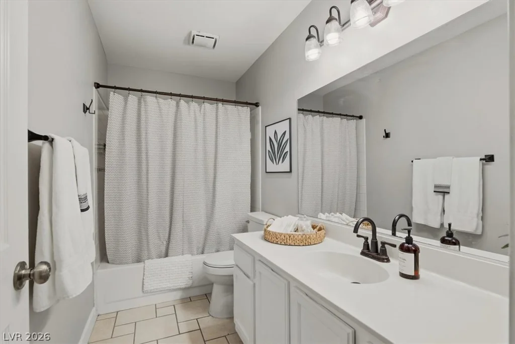 5528 Rock Creek, Las Vegas, NV 89130