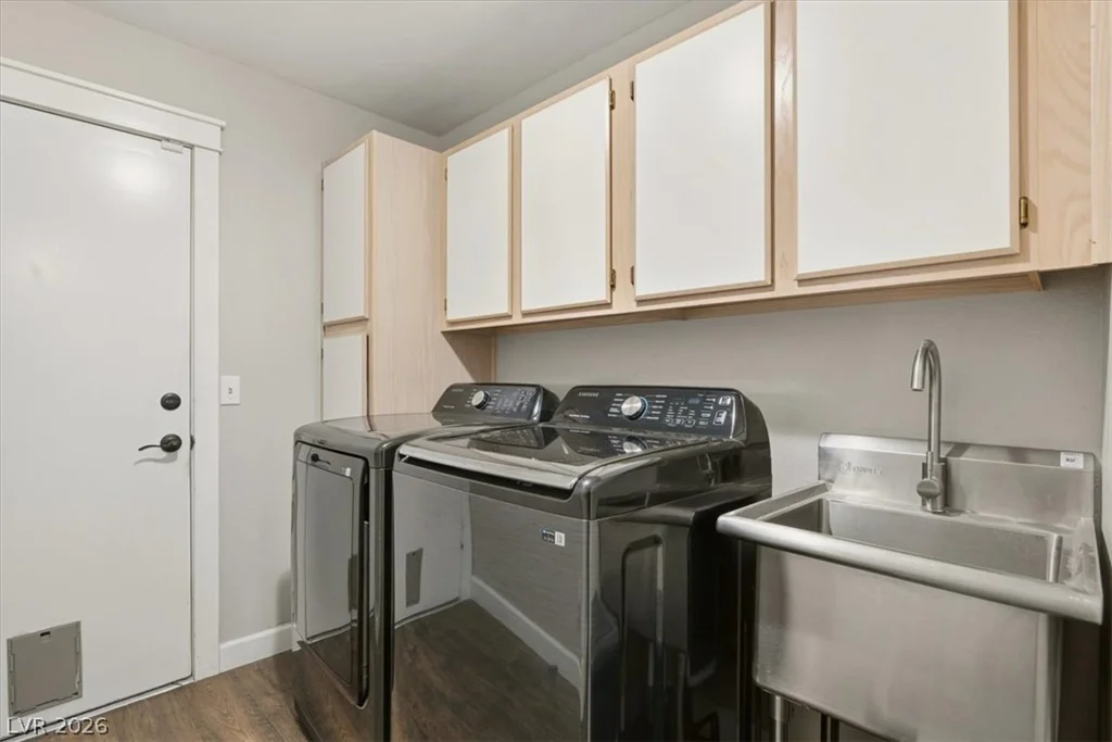 5528 Rock Creek, Las Vegas, NV 89130