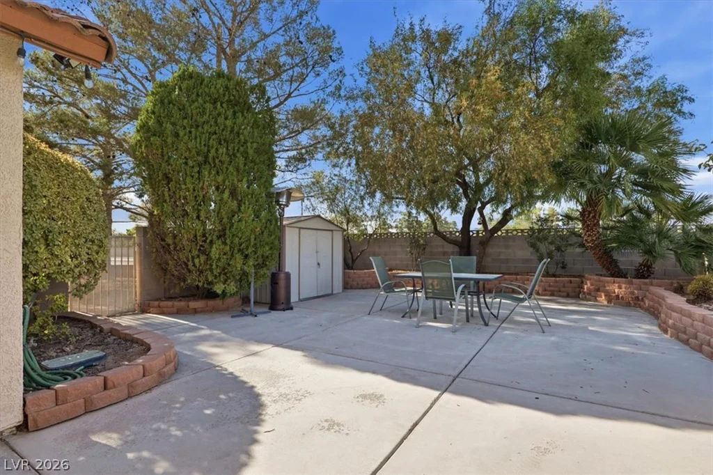 5528 Rock Creek, Las Vegas, NV 89130