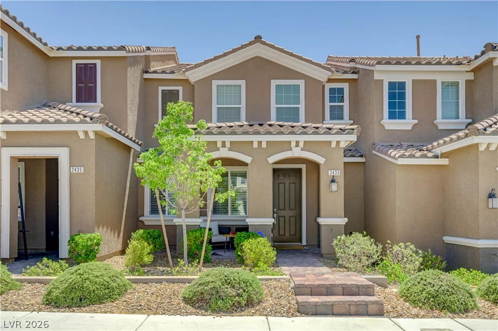2433 Bellinzona, Henderson, NV 89044