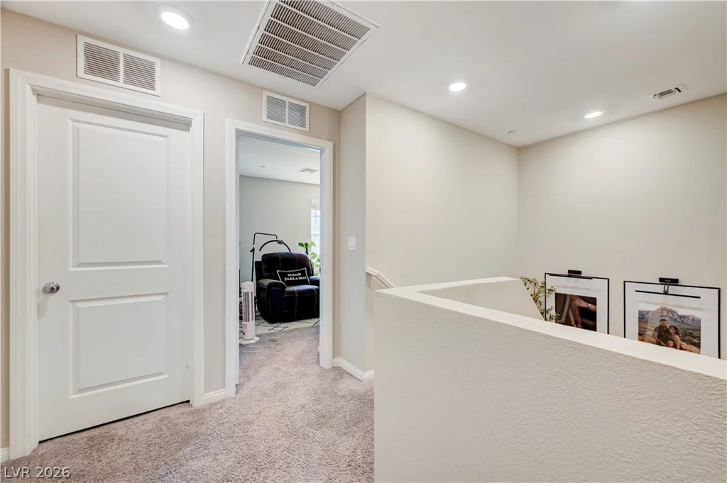 2433 Bellinzona, Henderson, NV 89044