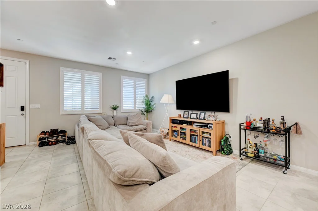 2433 Bellinzona, Henderson, NV 89044