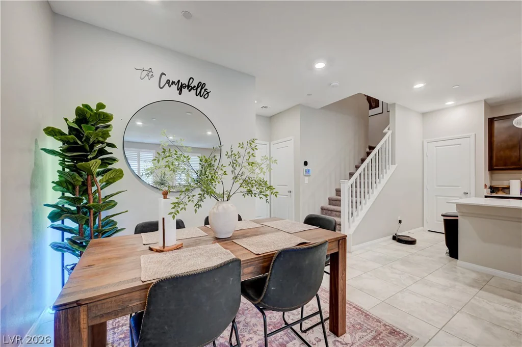 2433 Bellinzona, Henderson, NV 89044