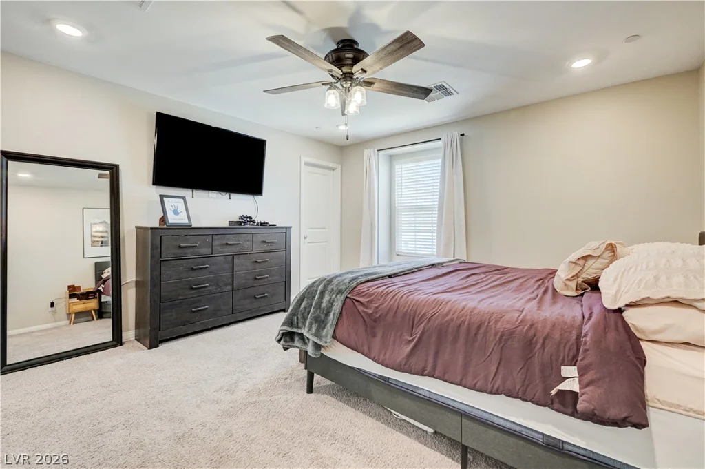 2433 Bellinzona, Henderson, NV 89044