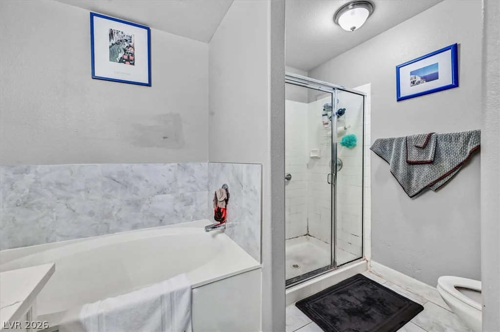 4428 Lake Mead, Las Vegas, NV 89108