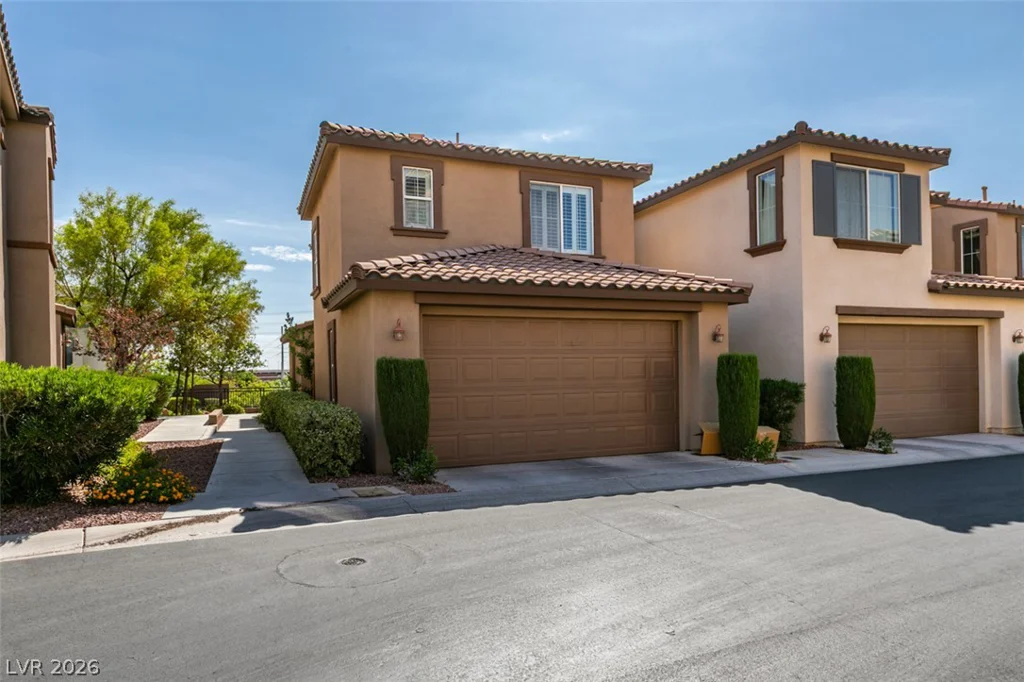 11320 Belmont Lake, Las Vegas, NV 89135