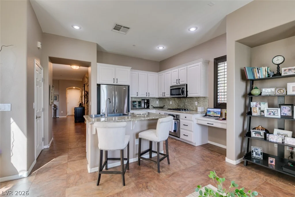 11320 Belmont Lake, Las Vegas, NV 89135