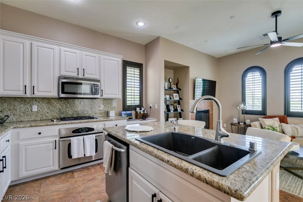 11320 Belmont Lake, Las Vegas, NV 89135