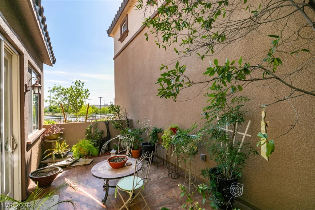 11320 Belmont Lake, Las Vegas, NV 89135