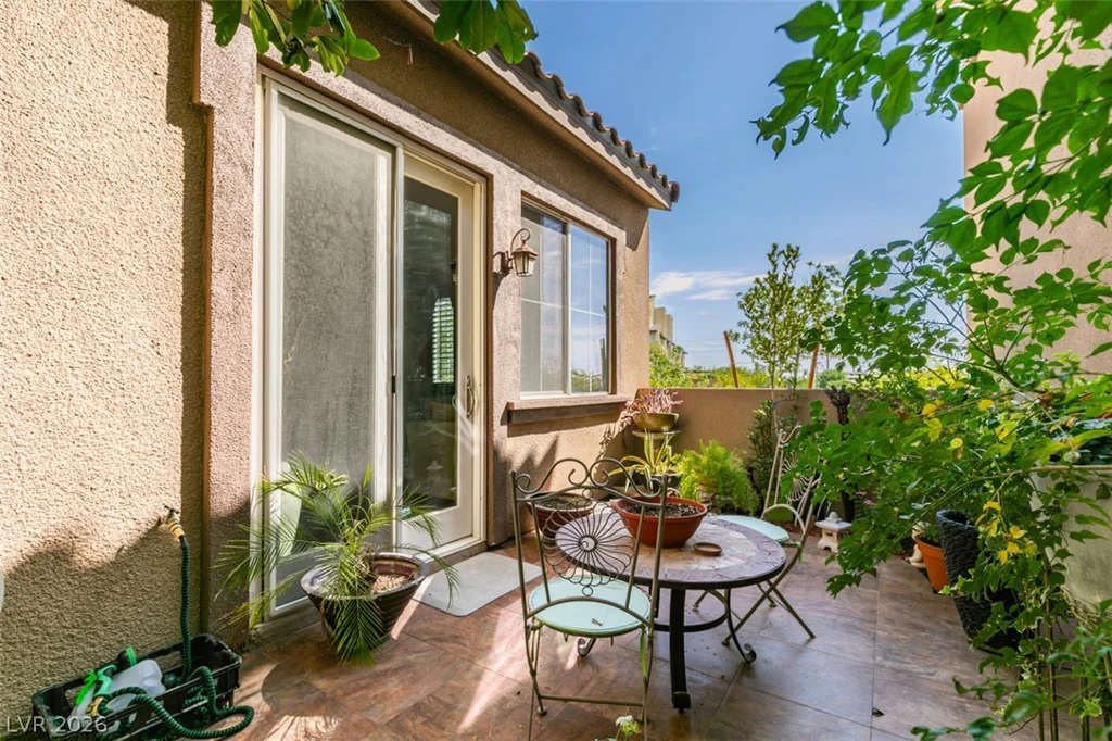 11320 Belmont Lake, Las Vegas, NV 89135