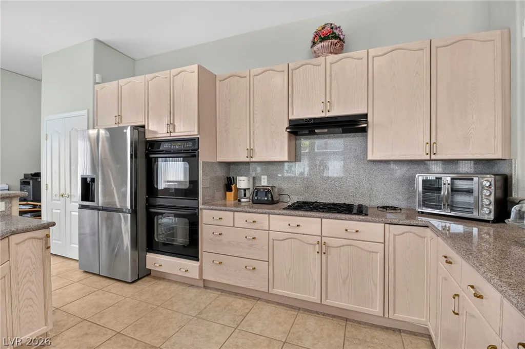5525 Chicory Falls, Las Vegas, NV 89148