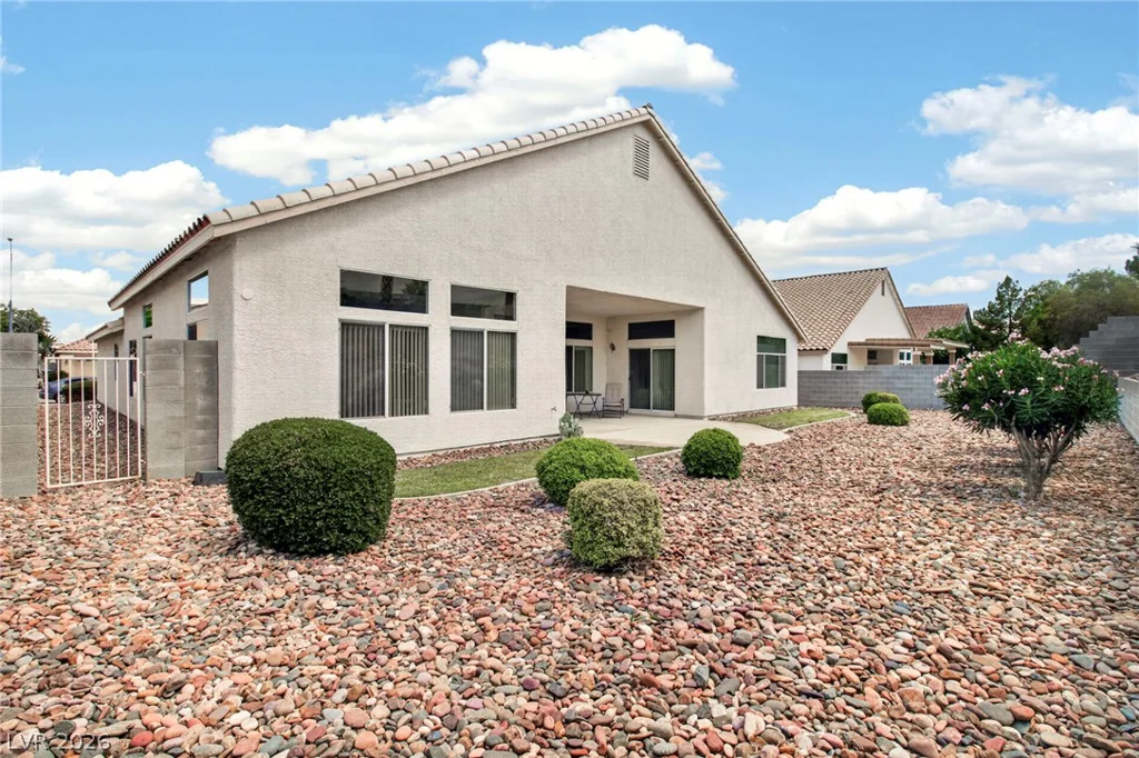 5525 Chicory Falls, Las Vegas, NV 89148