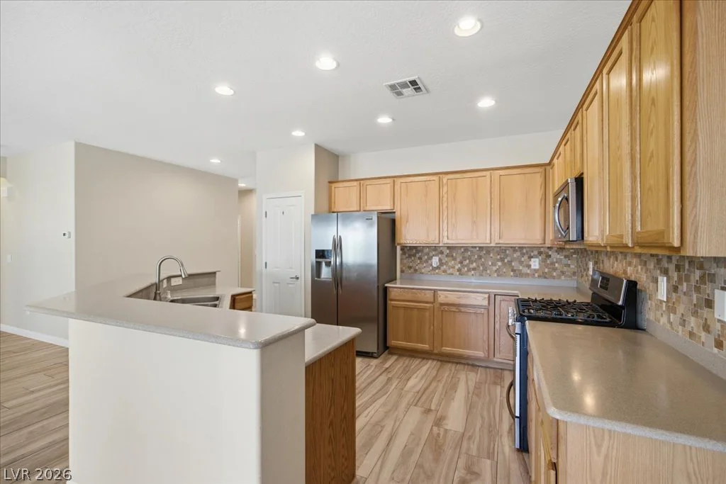 7765 Coast Jay, North Las Vegas, NV 89084
