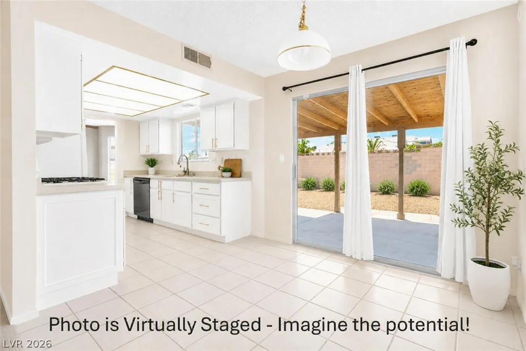 1012 Coral Isle, Las Vegas, NV 89108