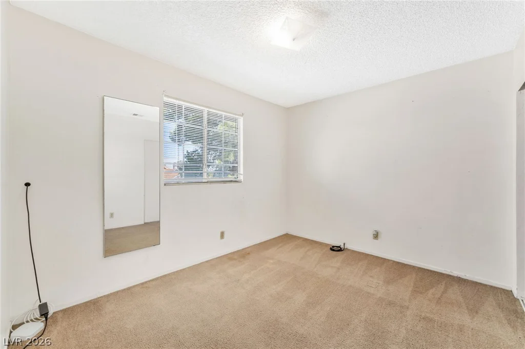 1012 Coral Isle, Las Vegas, NV 89108