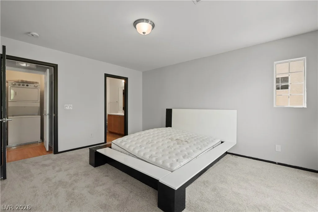 7652 Vivid Vail, Las Vegas, NV 89149