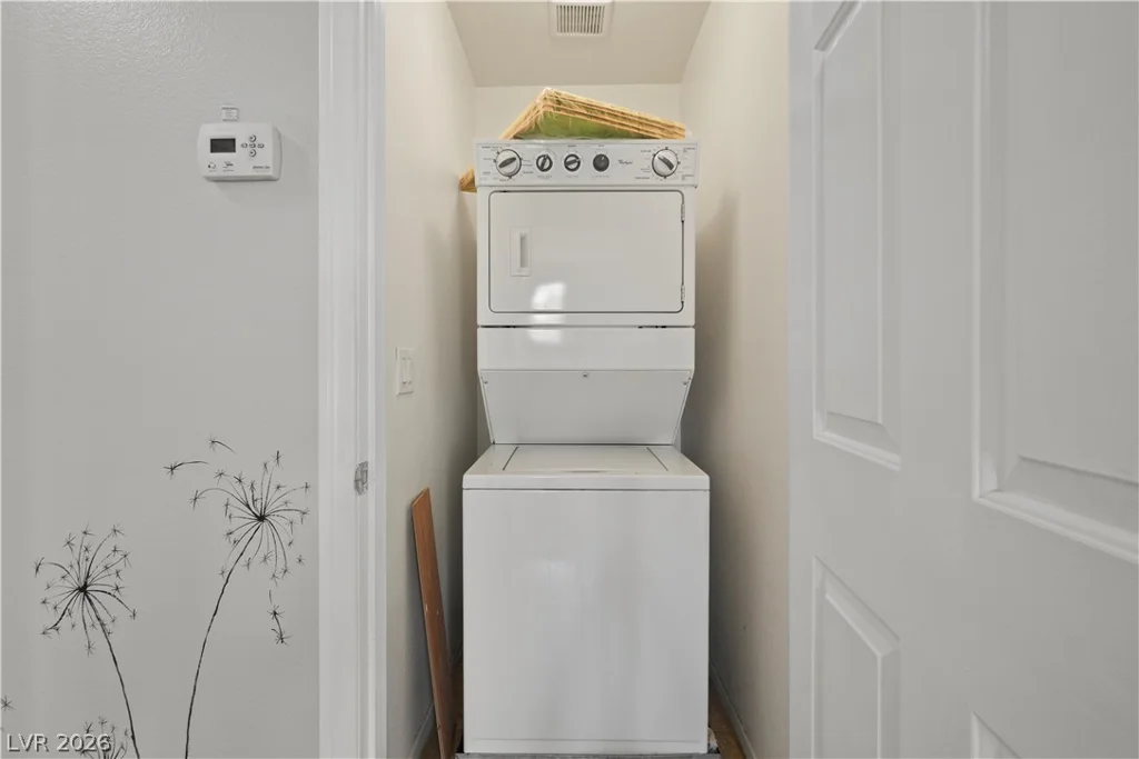 7652 Vivid Vail, Las Vegas, NV 89149