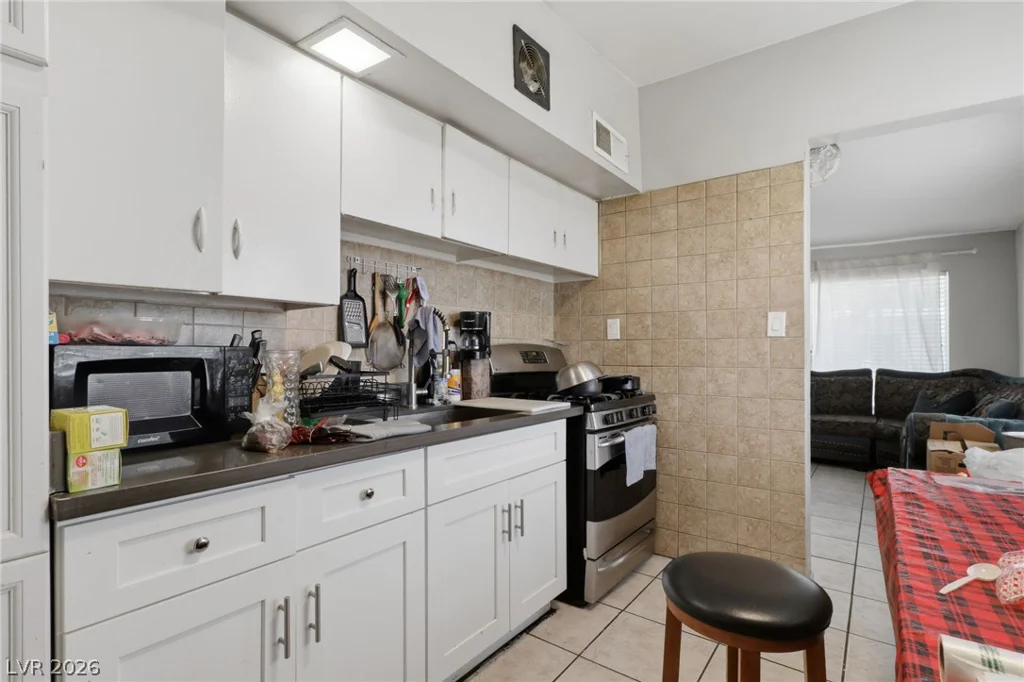 2101 Stanley, North Las Vegas, NV 89030