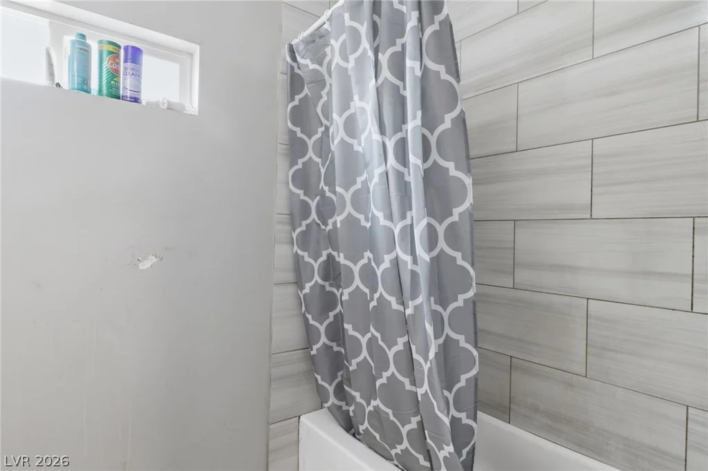 2101 Stanley, North Las Vegas, NV 89030