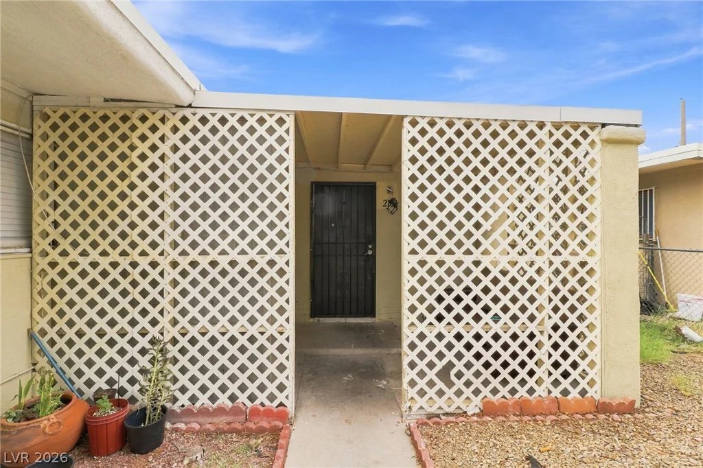 2101 Stanley, North Las Vegas, NV 89030