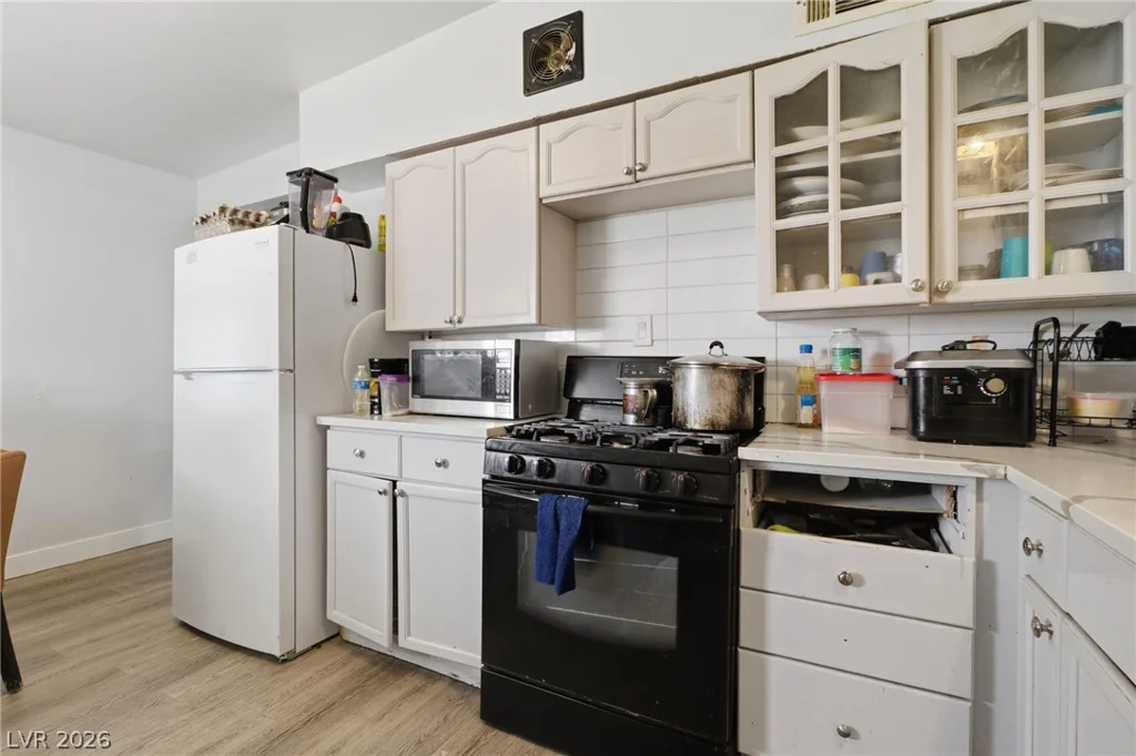 2101 Stanley, North Las Vegas, NV 89030