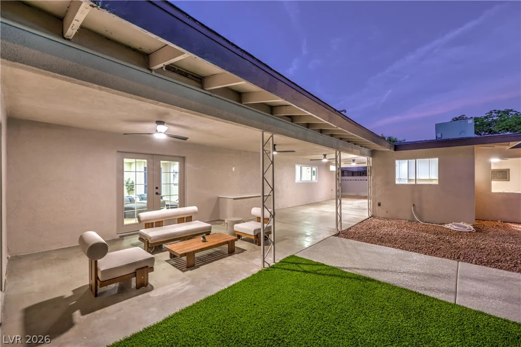 2411 Laurie, Las Vegas, NV 89102