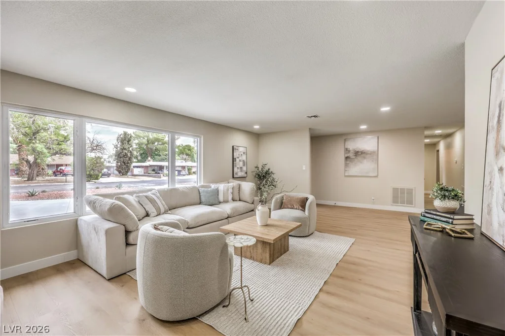 2411 Laurie, Las Vegas, NV 89102