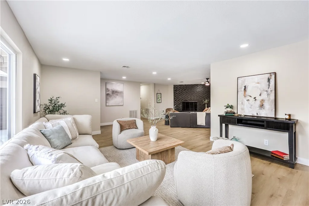 2411 Laurie, Las Vegas, NV 89102
