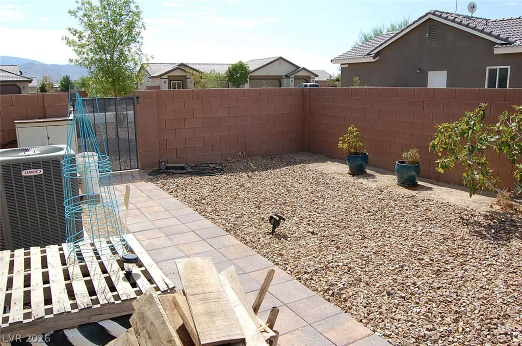 150 White Burch, Pahrump, NV 89048