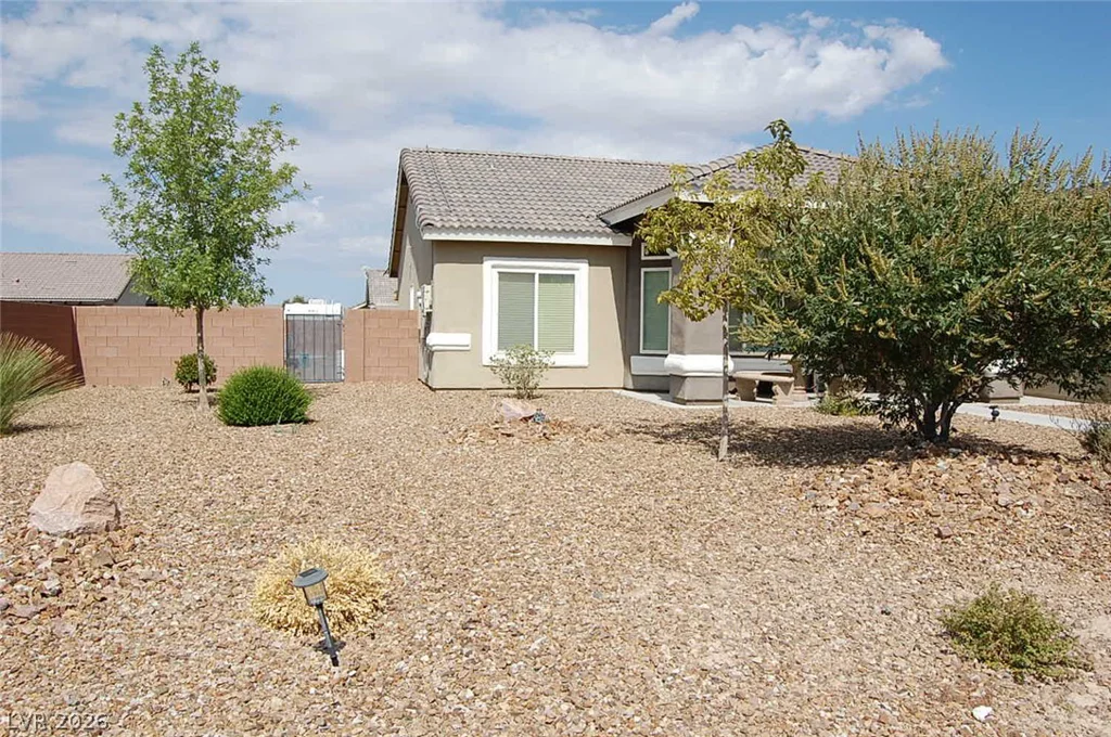 150 White Burch, Pahrump, NV 89048