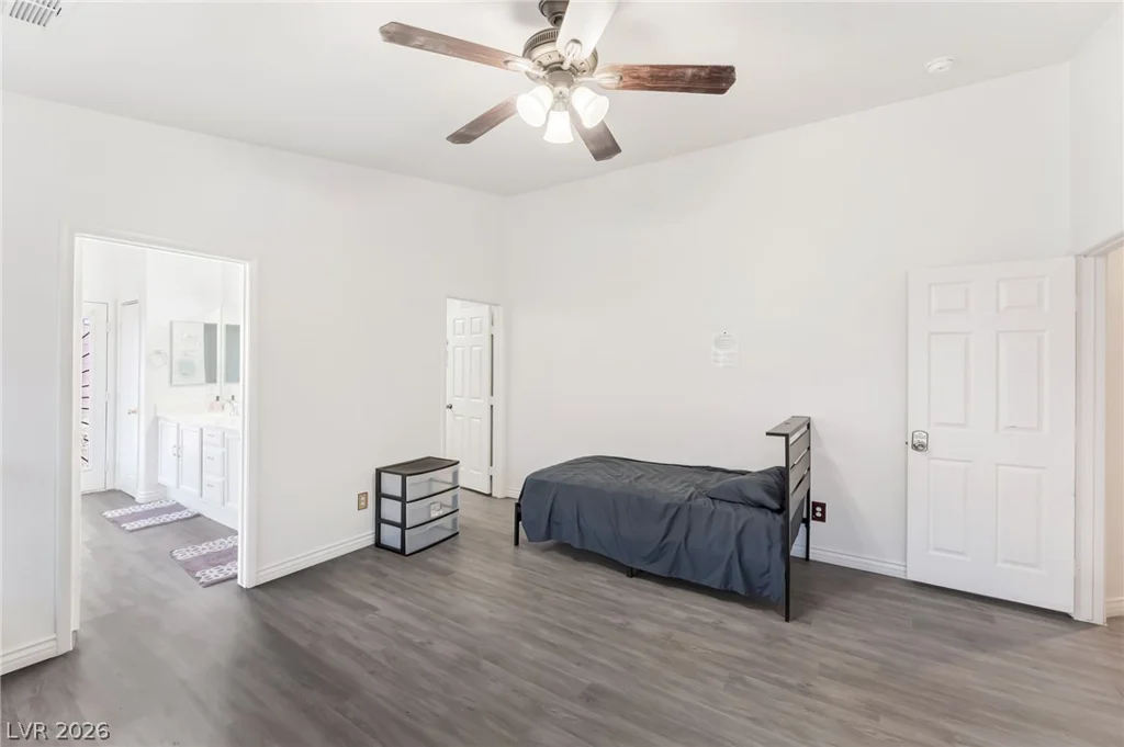 4537 Colonial Canyon, North Las Vegas, NV 89031