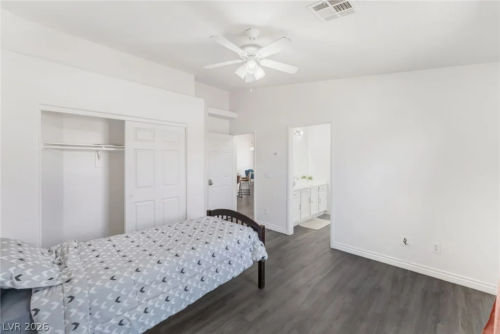 4537 Colonial Canyon, North Las Vegas, NV 89031
