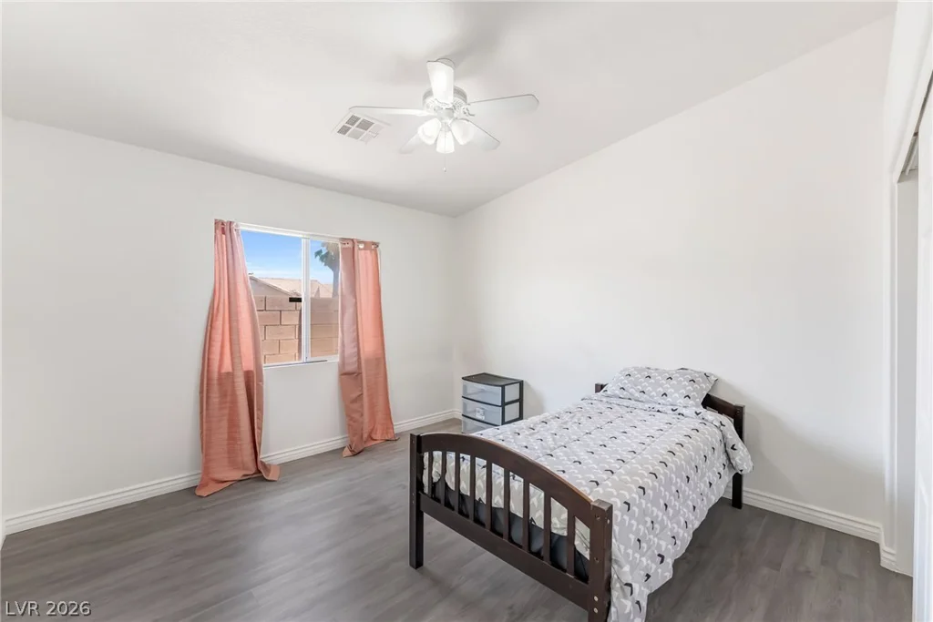 4537 Colonial Canyon, North Las Vegas, NV 89031