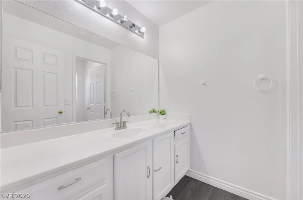 4537 Colonial Canyon, North Las Vegas, NV 89031