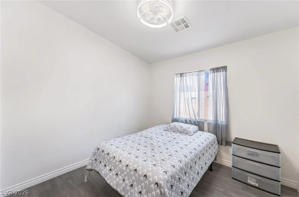 4537 Colonial Canyon, North Las Vegas, NV 89031