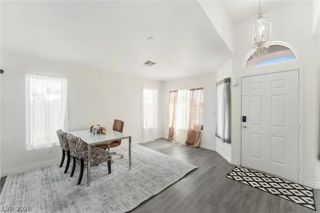 4537 Colonial Canyon, North Las Vegas, NV 89031