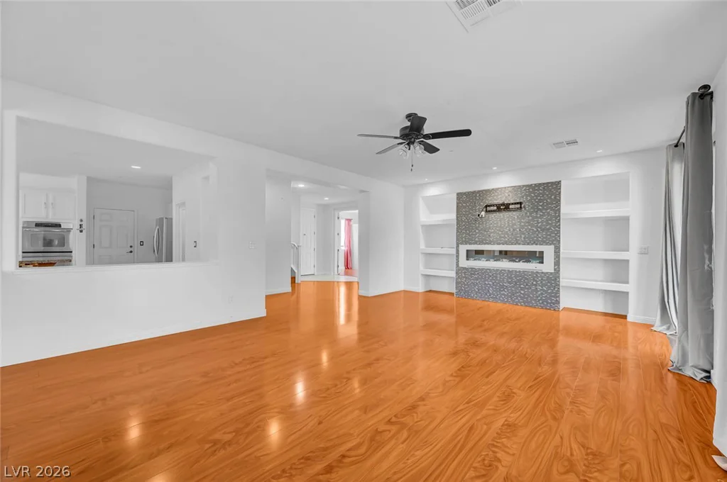 6636 Cliff Shore, North Las Vegas, NV 89084