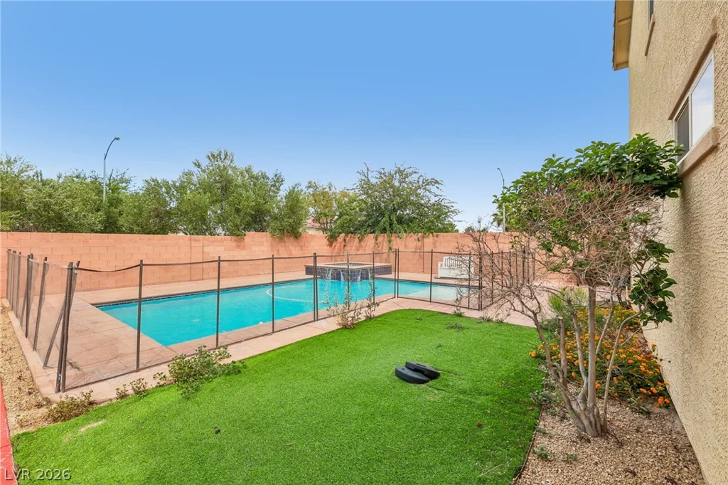 6636 Cliff Shore, North Las Vegas, NV 89084