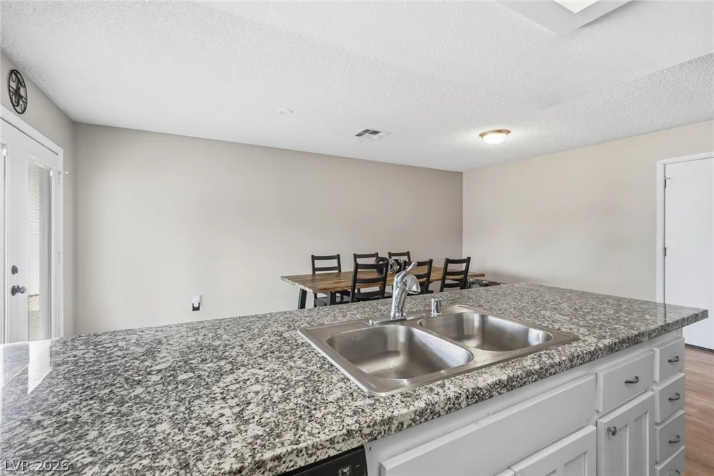 516 Summit, Henderson, NV 89002
