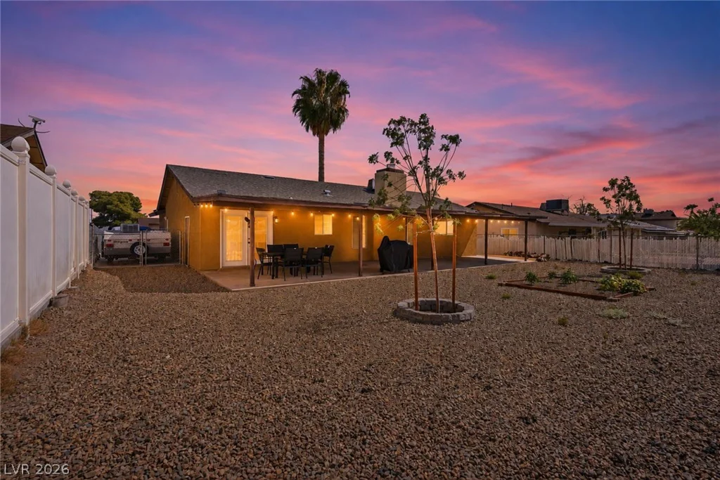 516 Summit, Henderson, NV 89002