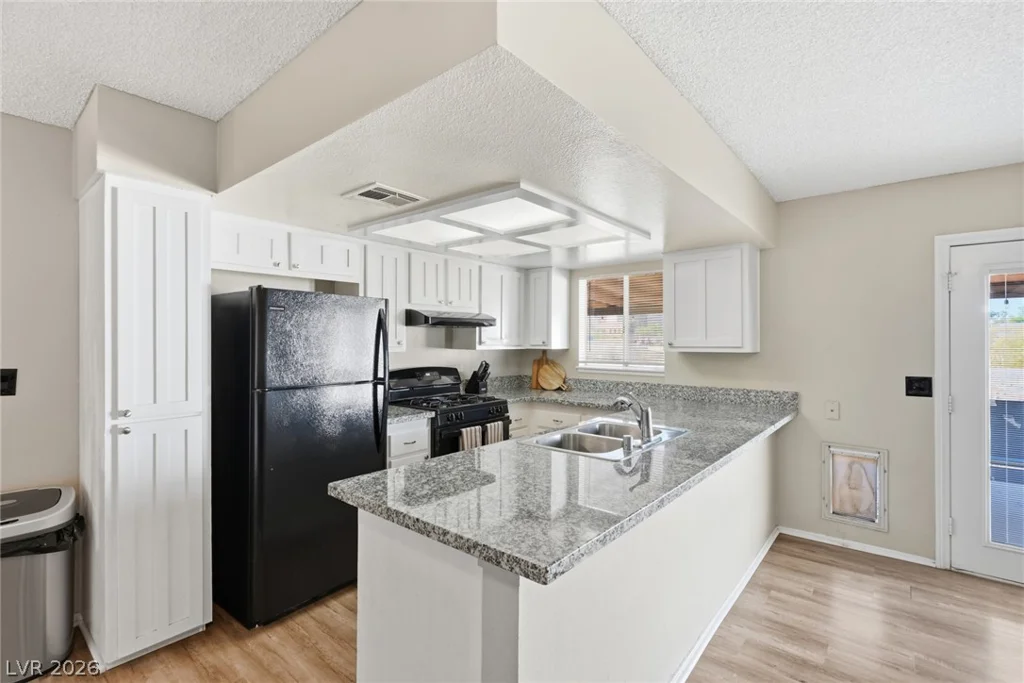 516 Summit, Henderson, NV 89002