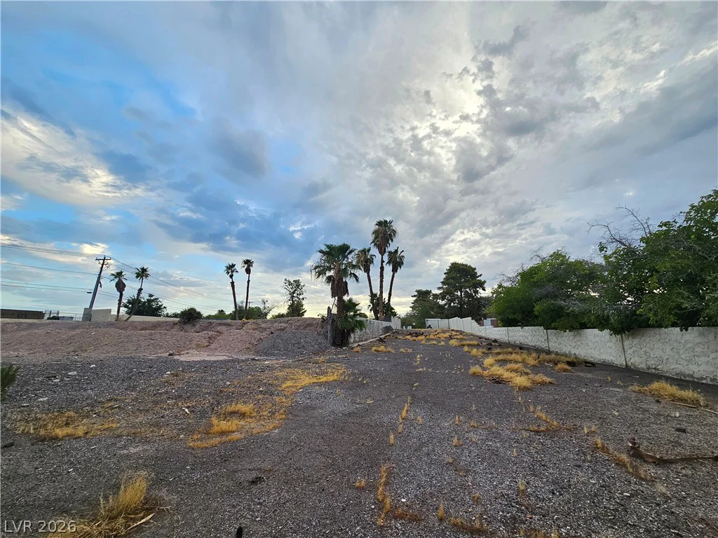 3115 Viking, Las Vegas, NV 89121