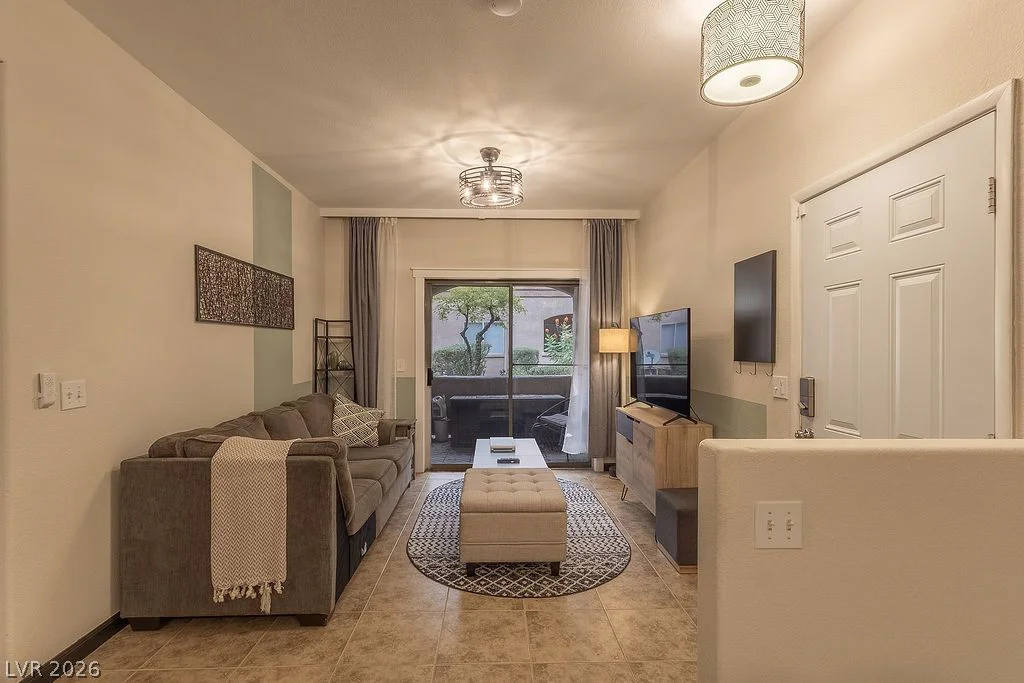 5751 Hacienda, Las Vegas, NV 89122
