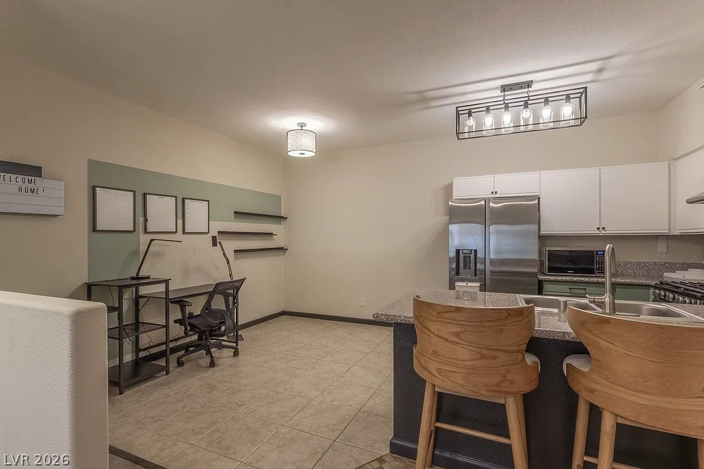 5751 Hacienda, Las Vegas, NV 89122
