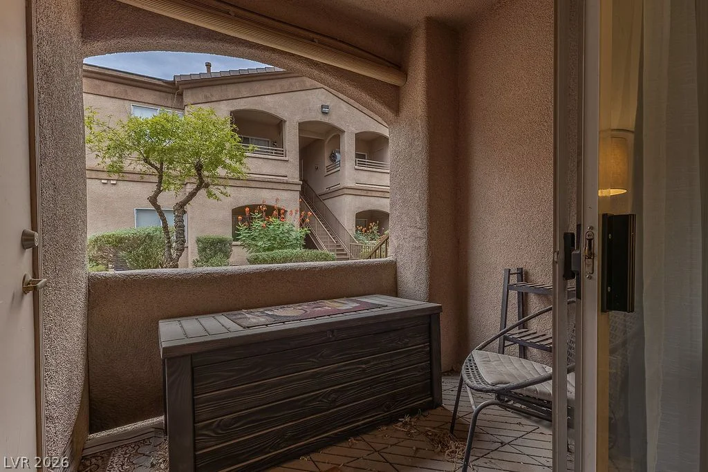 5751 Hacienda, Las Vegas, NV 89122
