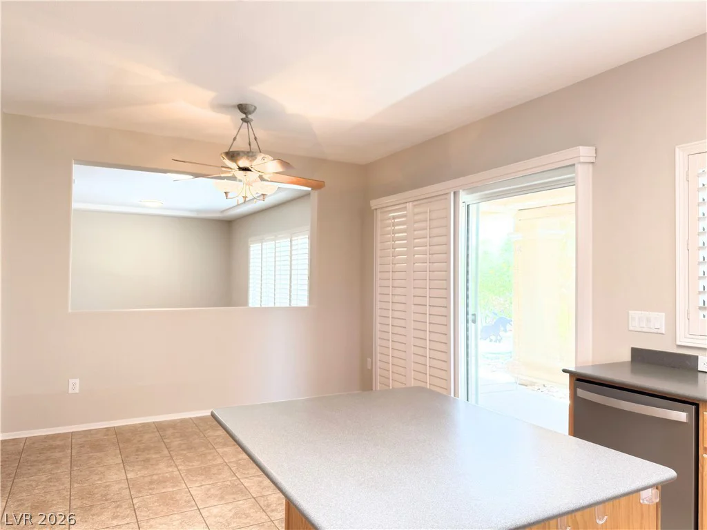 1995 Oliver Springs, Henderson, NV 89052