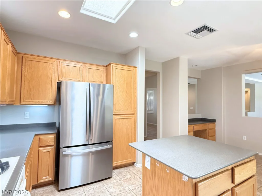 1995 Oliver Springs, Henderson, NV 89052