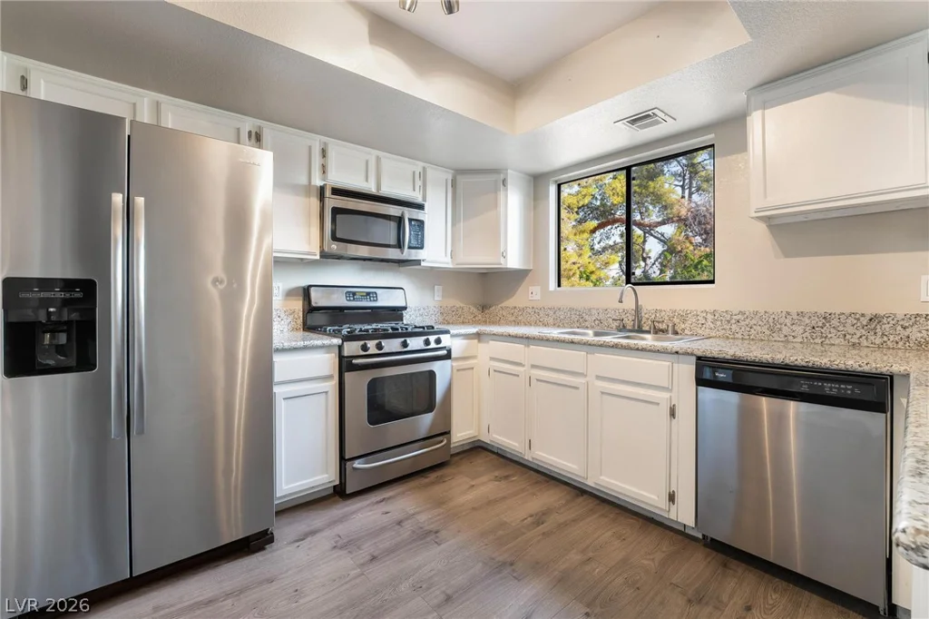 3929 Torrey Pines, Las Vegas, NV 89103